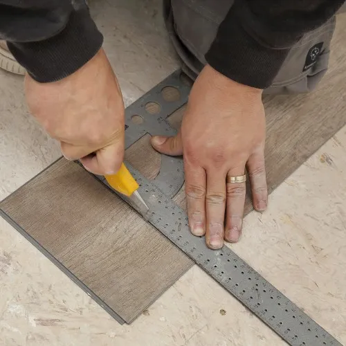 Vinyl installation | Chillicothe Carpet